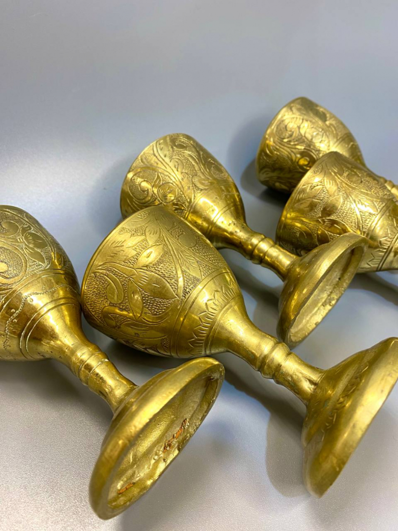 Бокалы из латуни с штихельной гравировкой, ручная работа. Тяжелые. Винтаж! Цена за 5шт.. Картинка 5